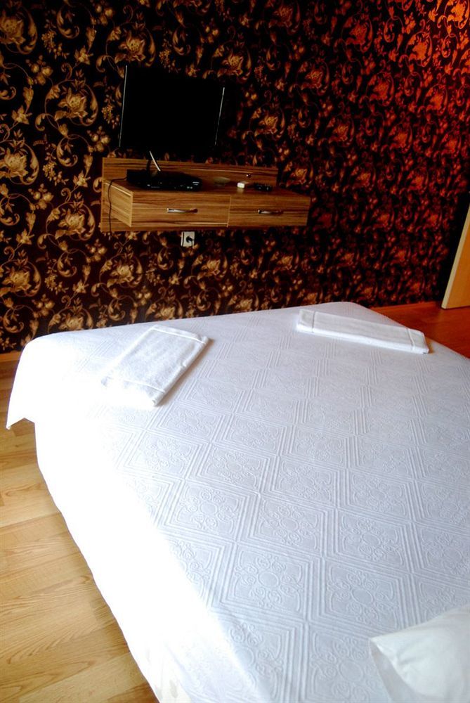 אנטליה Simsek Hotel מראה חיצוני תמונה
